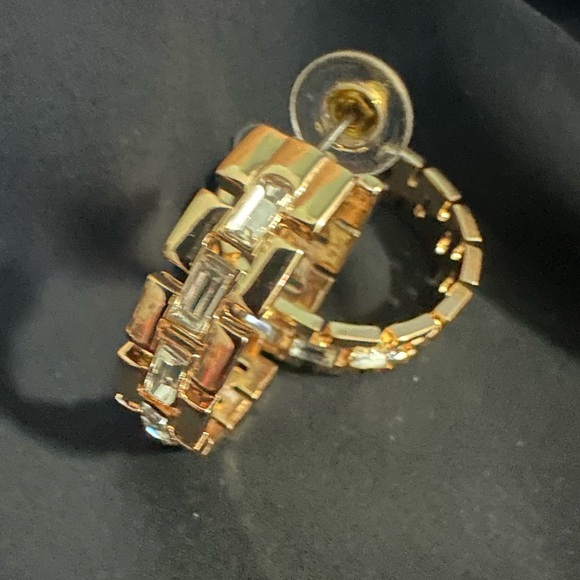 Fashion earrings, large hoops. - Picture 2 of 9